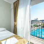 Hotel White Lilyum