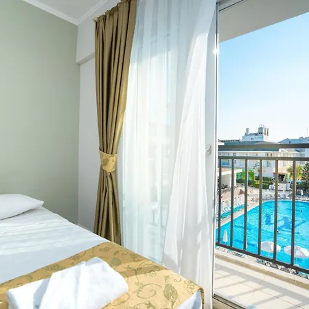 Otel White Lilyum