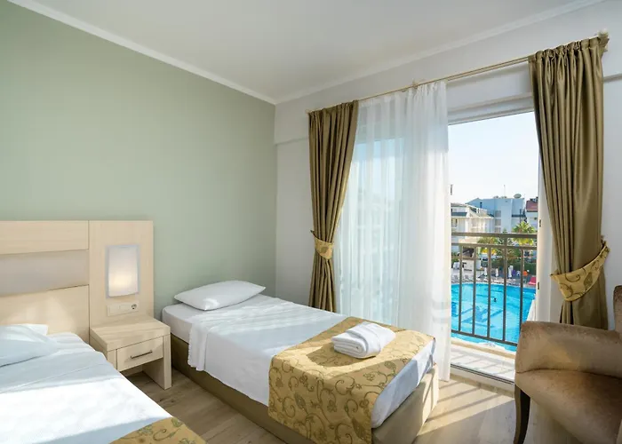 White Lilyum Szálloda Kemer