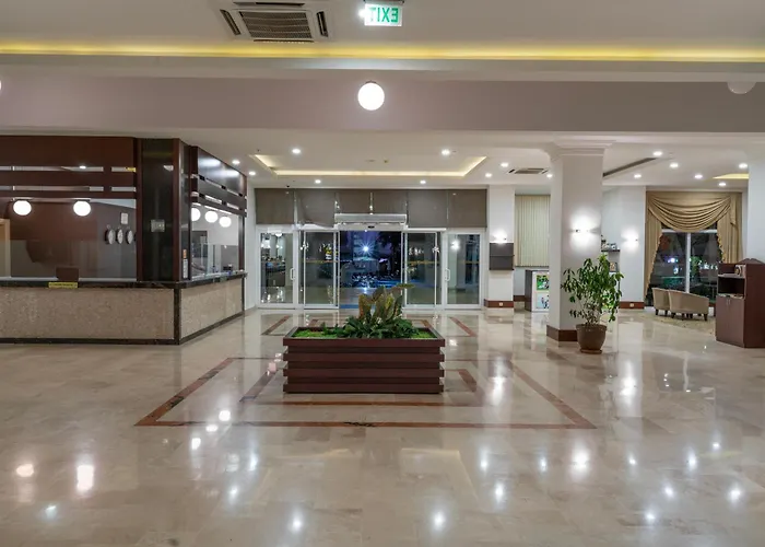 Szálloda White Lilyum 4*