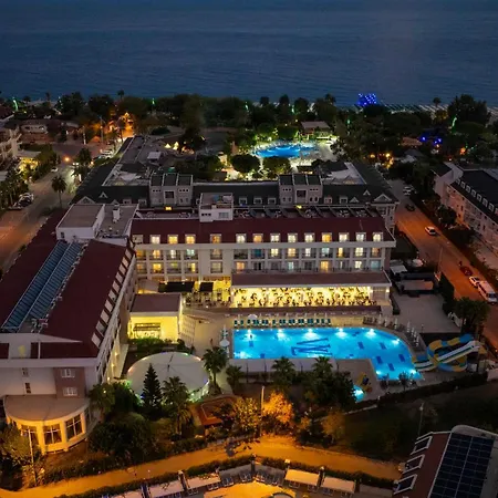 Hotel White Lilyum 4*